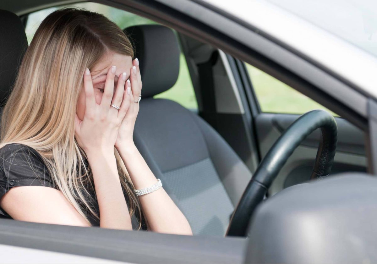 يمكن أن تؤثر نوبات الصرع على قدرة المريض على القيادة بأمان فإذا كنت تعاني من نوبة صرع أو تم تشخيص إصابتك بالصرع فسيخبرك الطبيب أنه لا يمكنك القيادة
